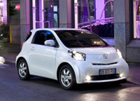 Toyota iQ