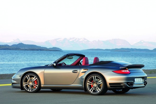 Обновленный Porsche 911 Turbo кабриолет