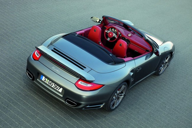 Обновленный Porsche 911 cabriolet фото