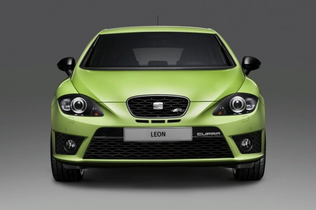 Новый Seat Leon Cupra R - фото