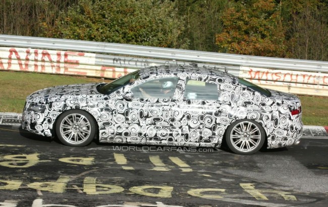 Audi A8 spy photo