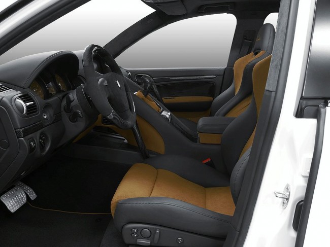 Тюнинговый Porsche Cayenne - фото