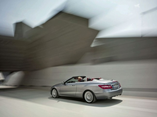 Фото кабриолета Mercedes E-Class 2010