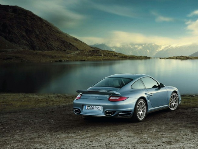 Фото нового Porsche 911 Turbo S
