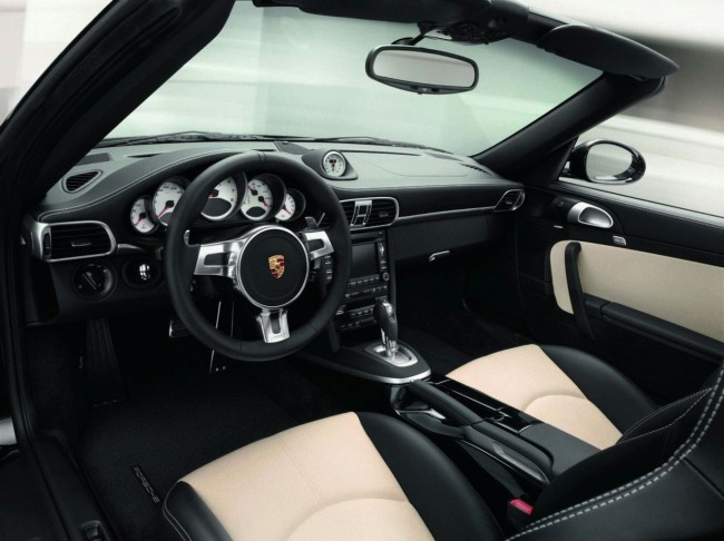 Салон Порше 911 Турбо S - фото