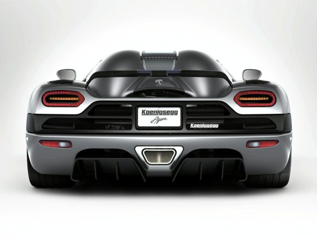 Суперкар Koenigsegg Agera фото