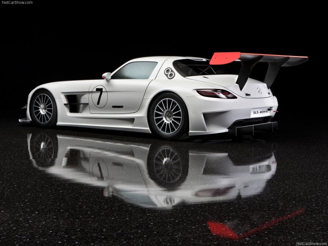 Первые фото Mercedes SLS AMG GT3
