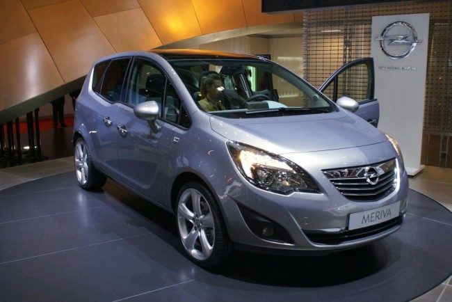 Новый Opel Meriva дебютировал на автосалоне в Женеве 2010 Новый Opel Meriva дебютировал на автосалоне в Женеве 2010