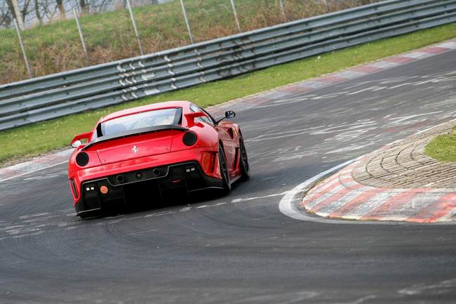 Ferrari 599XX проехал Нордшляйфе быстрее 7 минут Ferrari 599XX проехал Нордшляйфе быстрее 7 минут