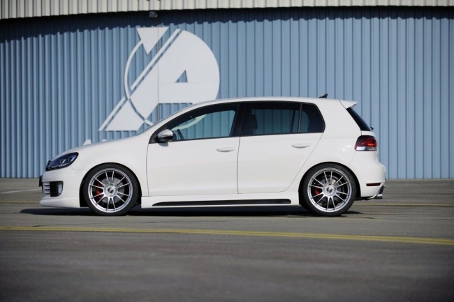 Обвес для VW Golf GTI от ателье Rieger