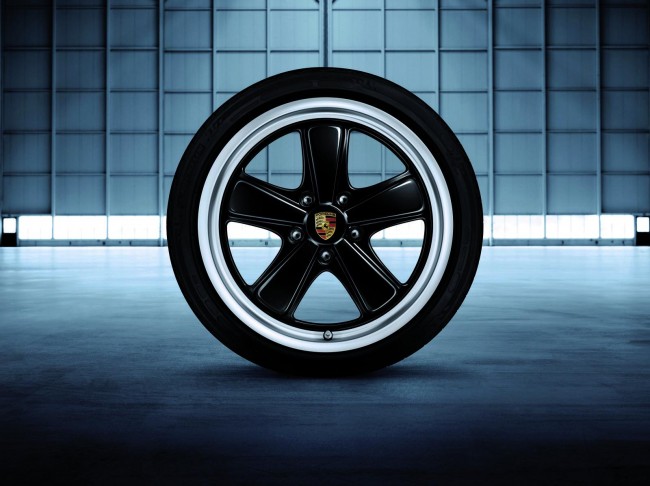 Диски Sport Classic для Porsche 911 в стиле легендарных Fuchs