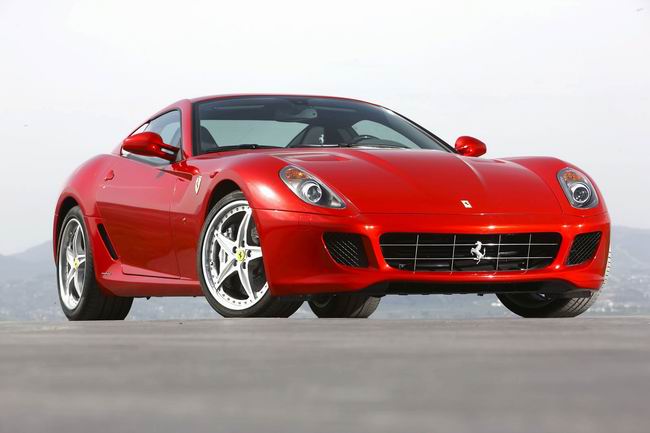 Суперкар Ferrari 599 получит открытую версию Суперкар Ferrari 599 получит открытую версию