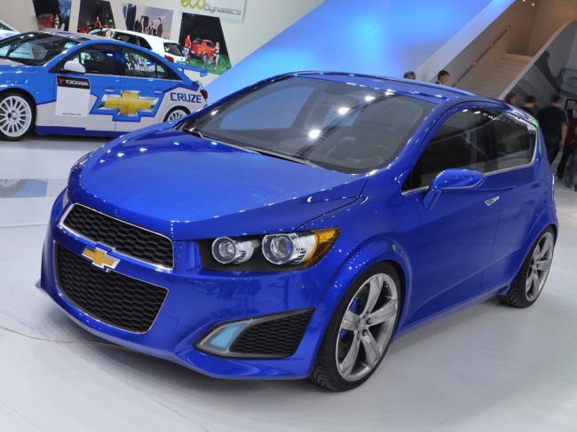 Chevrolet Aveo RS на автосалоне в Москве