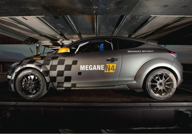 Renault представила раллийный Megane RS N4