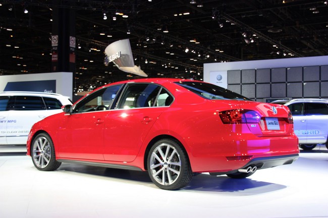 vw jetta gli us 05 650x433 2011 Volkswagen Jetta GLI 
