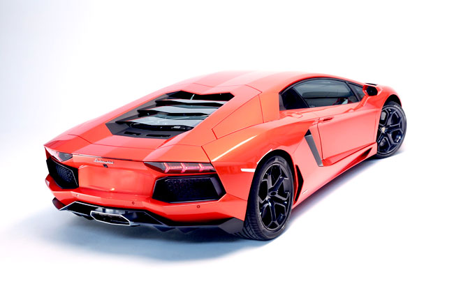 Lamborghini выпустит только 4000 Aventador LP700-4 Lamborghini выпустит только 4000 Aventador LP700-4