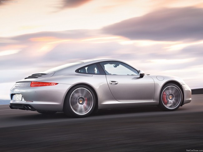 Новый Porsche 911 Carrera S