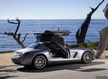 Фото Mercedes SLS 2012