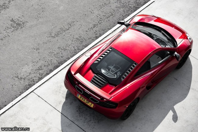 На смену MP4-12C пришел McLaren 650S На смену MP4-12C пришел McLaren 650S