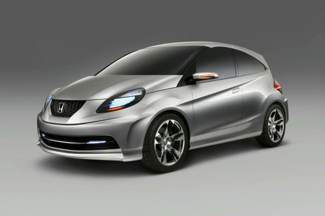 Хонда представила Honda New Small Concept в Нью-Дели Хонда представила Honda New Small Concept в Нью-Дели