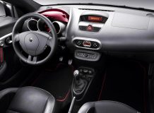 Фото салона Renault Wind CC