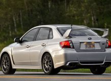 Субару Импреза WRX STI фото цена