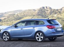 Новый универсал Opel Astra Sports Tourer