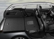 Интерьер универсала Opel Astra J