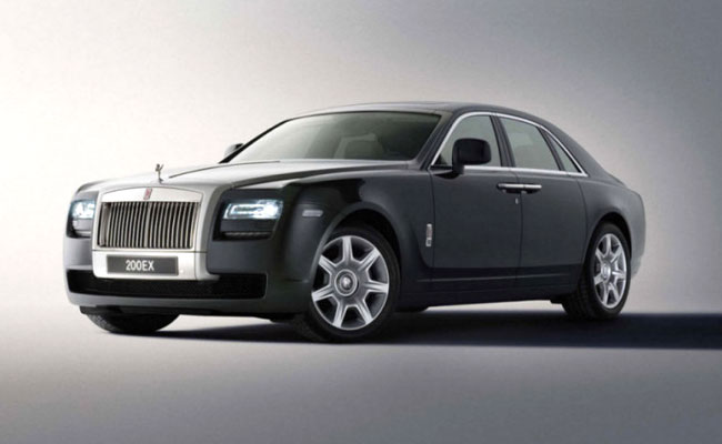 Rolls-Royce отмечает рекордное увеличение продаж Rolls-Royce отмечает рекордное увеличение продаж