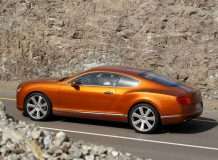 Фото нового Бентли Континенталь GT W12