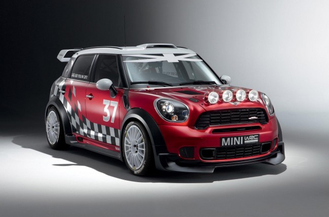 MINI Countryman WRC дебютировал в Париже MINI Countryman WRC дебютировал в Париже