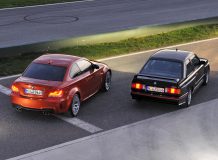 Фото BMW M3 E30 и новой 1 M Coupe