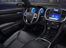 Фото салона Chrysler 300C II