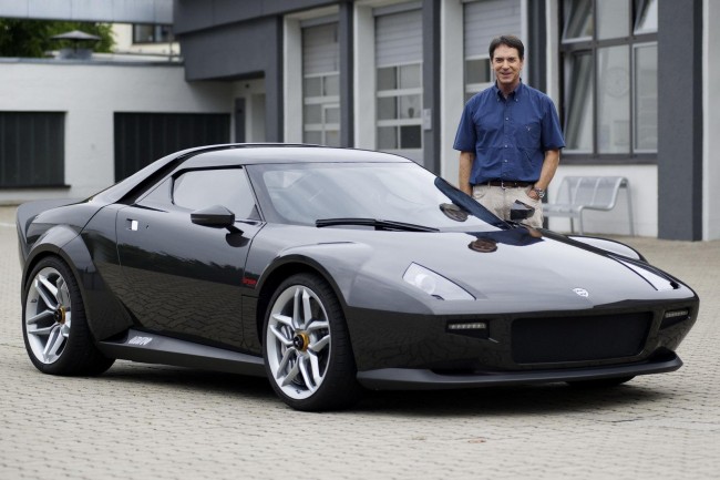 Пока новая Lancia Stratos построена в единственном экземпляре Пока новая Lancia Stratos построена в единственном экземпляре