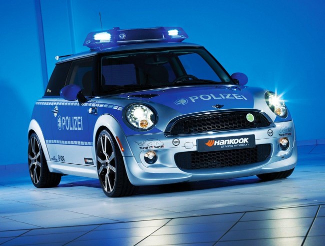 В ателье AC Schnitzer создали полицейский MINI E В ателье AC Schnitzer создали полицейский MINI E