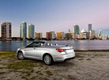 Фото Chrysler 200 Concertible