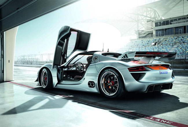 Гоночный суперкар Porsche 918 RSR Гоночный суперкар Porsche 918 RSR