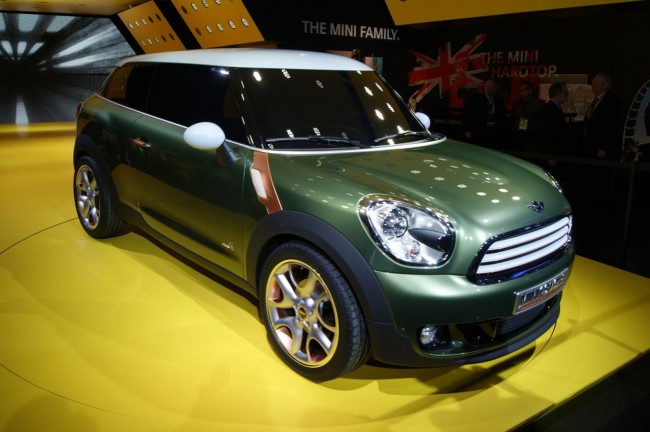 MINI Paceman выставлен на автосалоне в Детройте MINI Paceman выставлен на автосалоне в Детройте