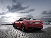 Фото кабриолета Maserati GranCabrio Sport