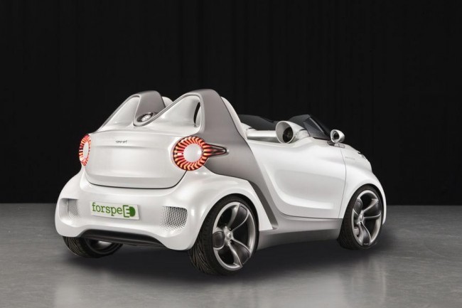 Smart Forspeed concept покажут в Женеве Smart Forspeed concept покажут в Женеве
