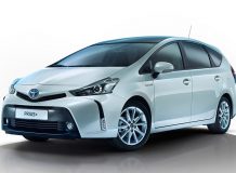 Toyota Prius Plus 2015 рестайлинг