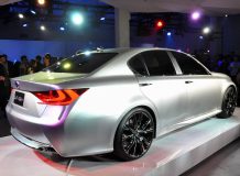Lexus привез в Нью-Йорк концепт LF-Gh