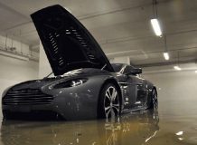 Затопленный Aston Martin Vantage