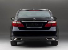 Спецверсия Lexus LS 460 Touring для США