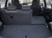 Toyota Yaris 3 фото багажника