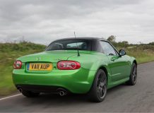 Mazda MX-5 Black Edition фото