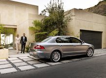 Фото седана Skoda Superb