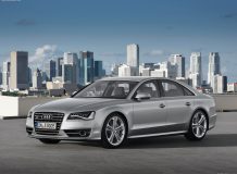 Фото Ауди S8 2015 года