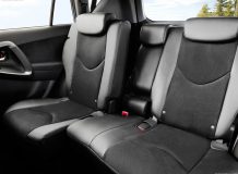 Интерьер Toyota RAV 4 фото