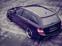 Фото тюнинг Mercedes C63 AMG T-model